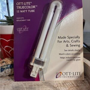 OttLite TrueColor 13W Replacement Tube Bulb – Craft & Sewing Lamp